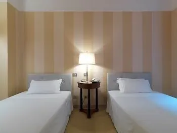 ***  Hotel Gran Duca Di York Milão Itália